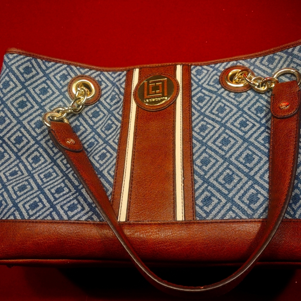 Liz Clayborne Shoulder Bag